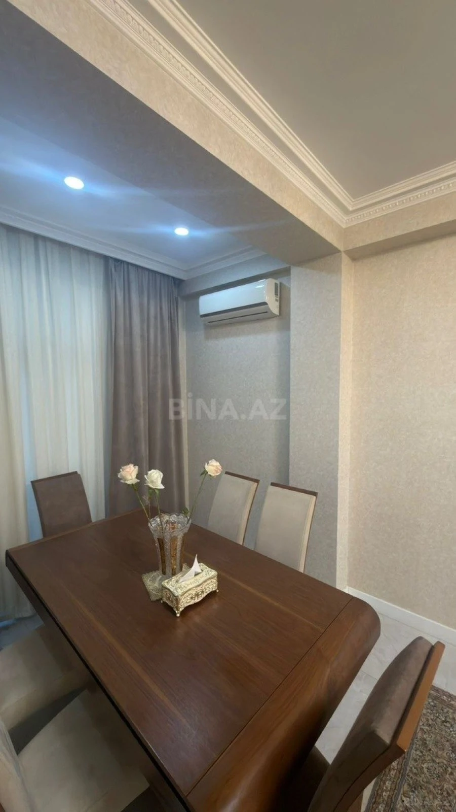 Satılır 2 otaqlı mənzil 80 m²