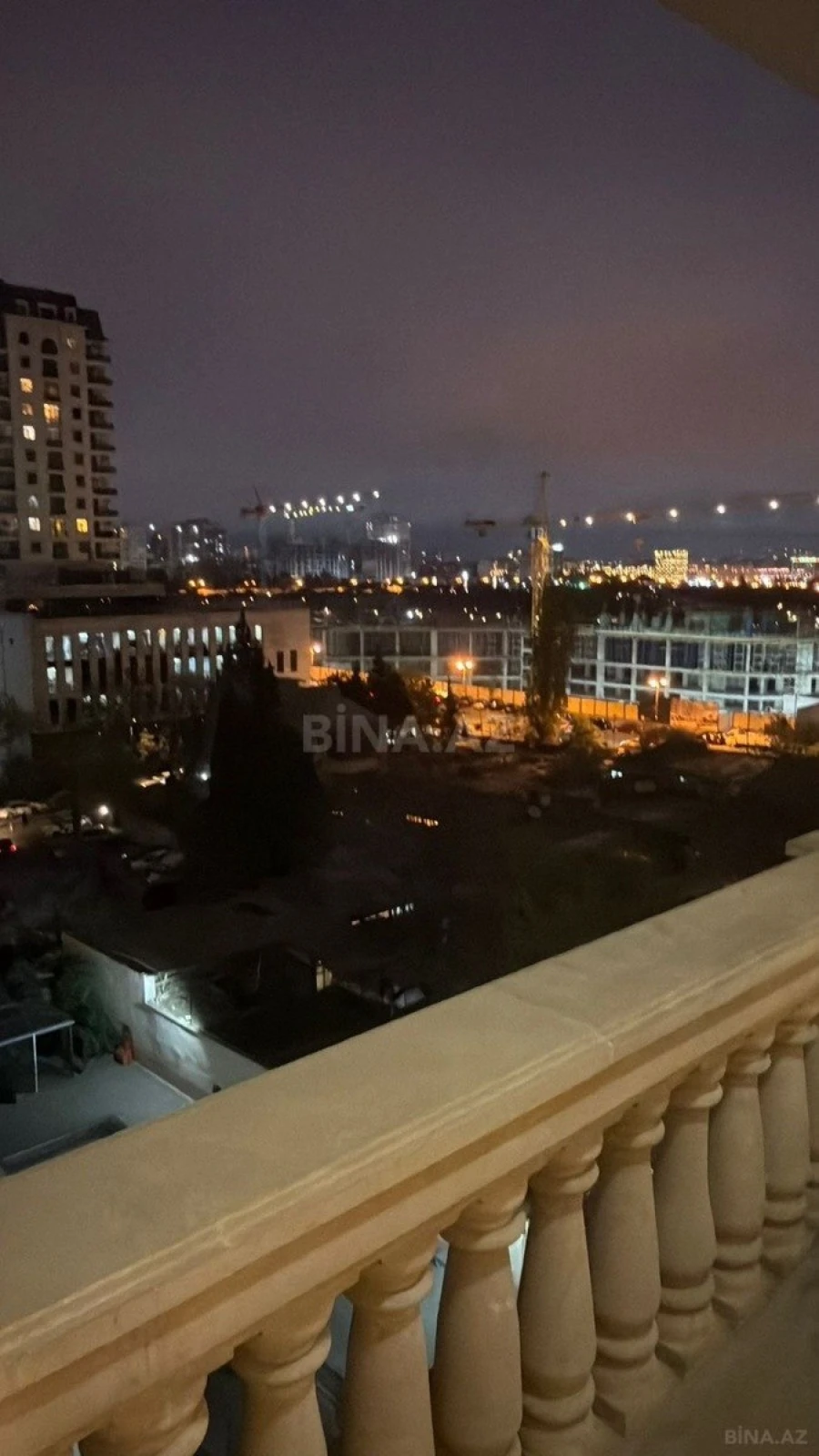 Satılır 2 otaqlı mənzil 80 m²