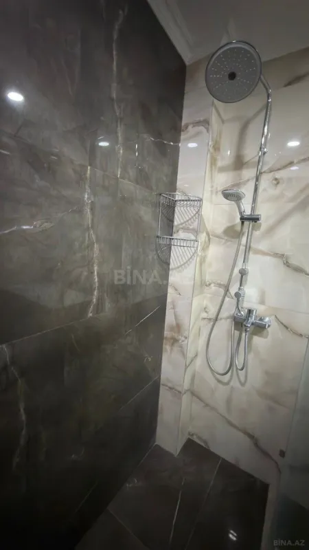 Satılır 2 otaqlı mənzil 80 m²