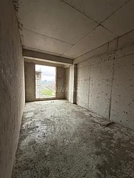 Satılır 4 otaqlı mənzil 169 m²