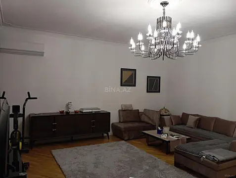 Satılır 2 otaqlı mənzil 115 m²