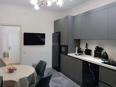 Satılır 2 otaqlı mənzil 115 m² — Bakı, İnşaatçılar 2 otaq 115.00 m²