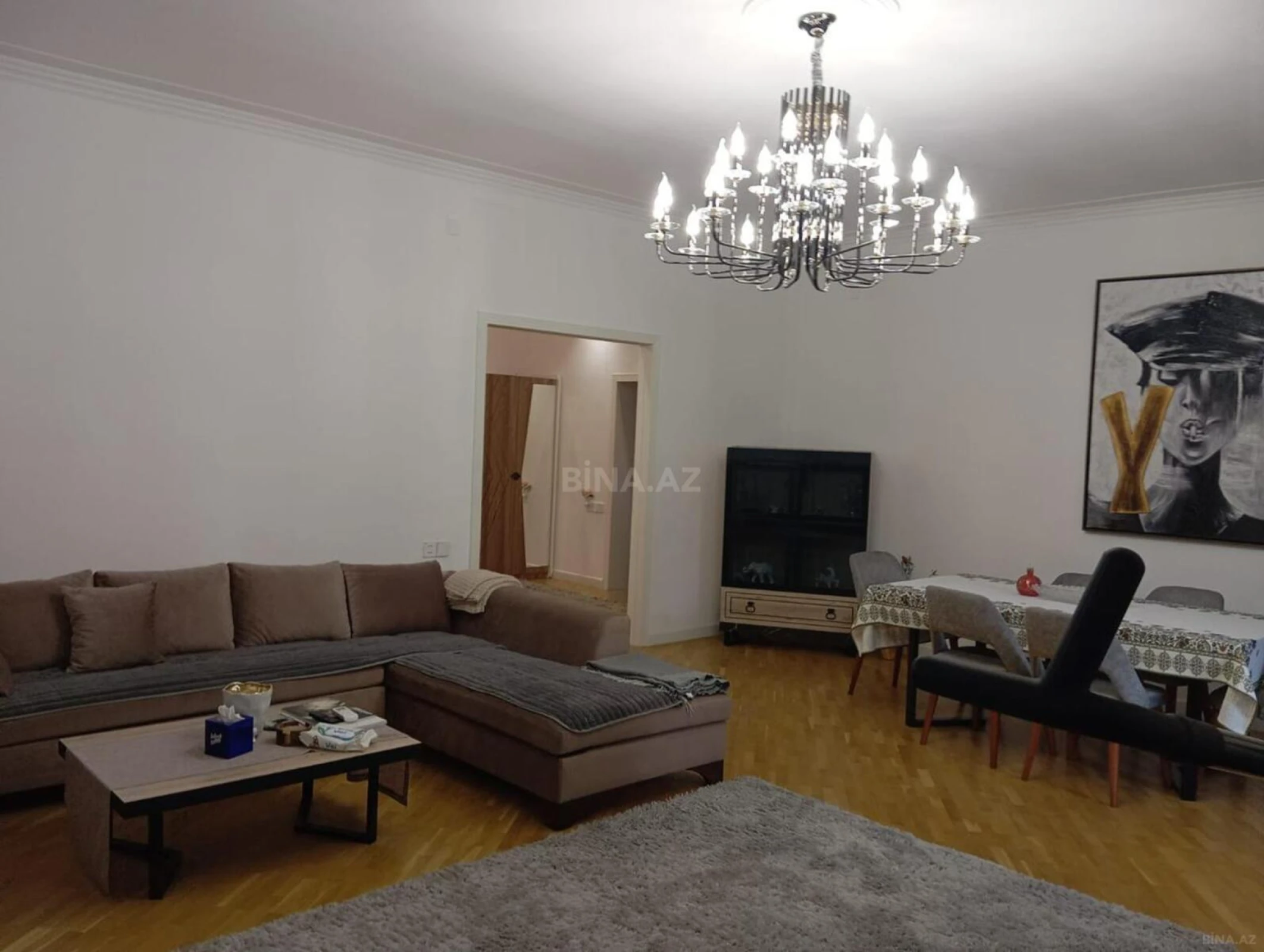 Satılır 2 otaqlı mənzil 115 m²