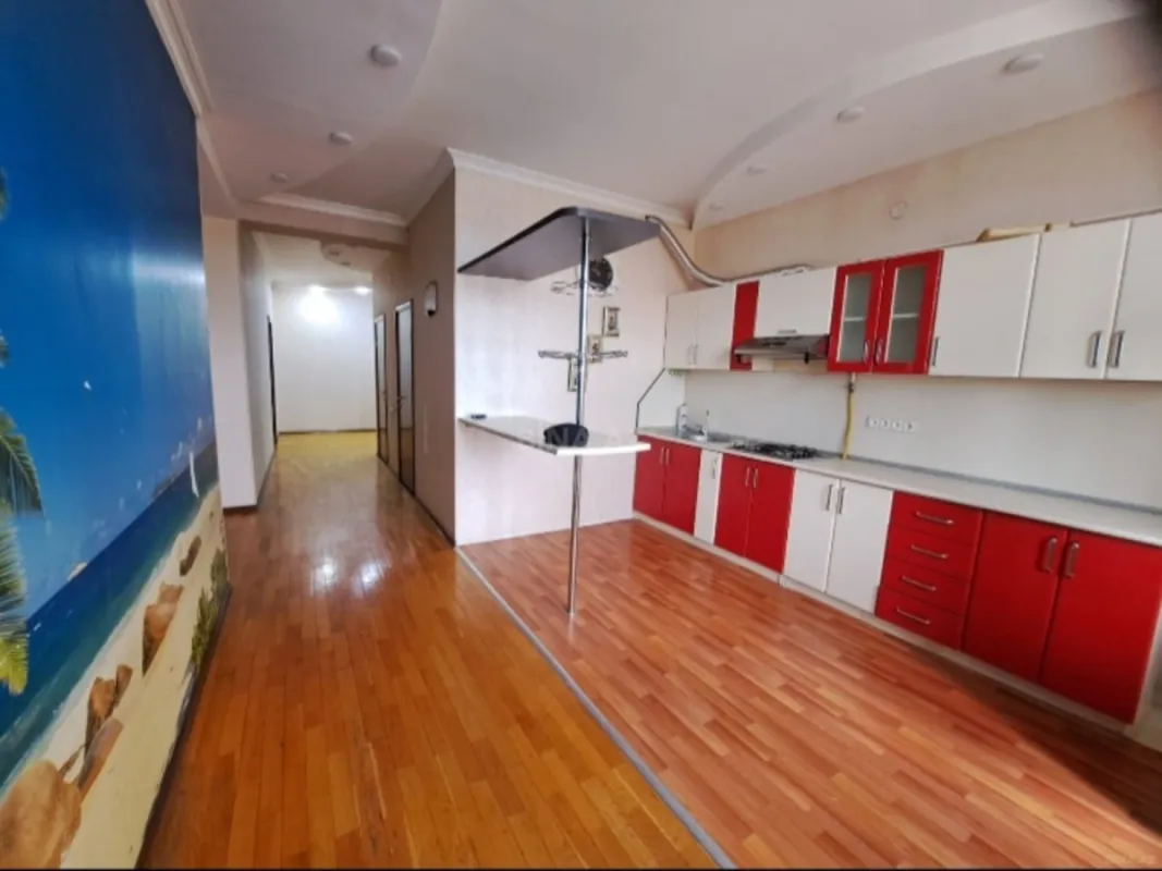 Kirayə verilir 1 otaqlı mənzil 60 m²