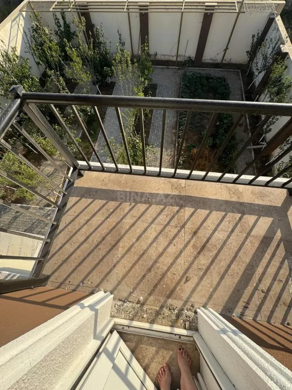 Satılır 5 otaqlı həyət evi 200 m²