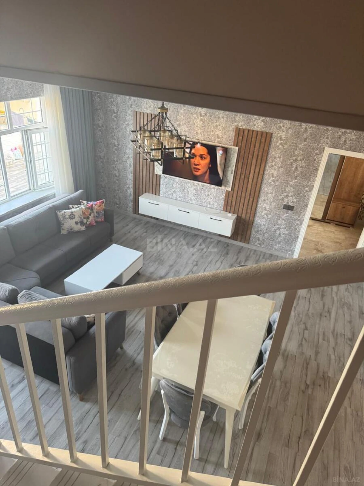 Satılır 5 otaqlı həyət evi 200 m²