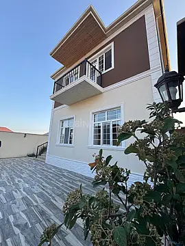 Satılır 5 otaqlı həyət evi 200 m² — Bakı 5 otaq 200.00 m²