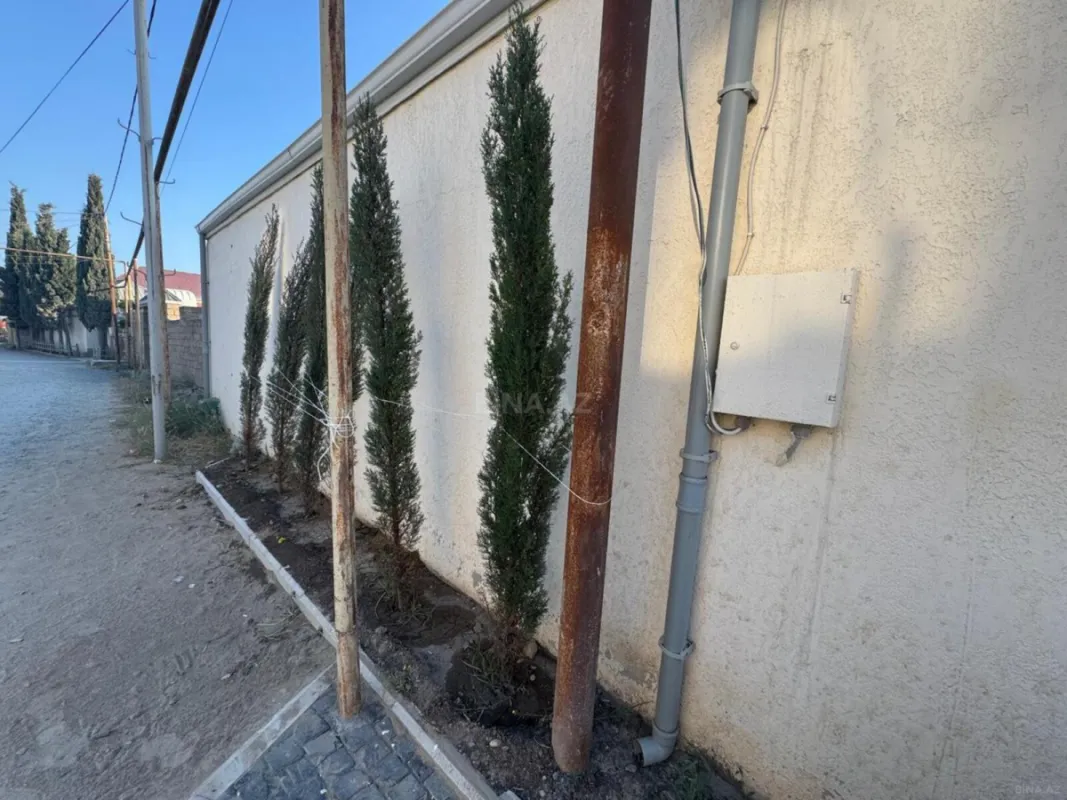 Satılır 5 otaqlı həyət evi 200 m²