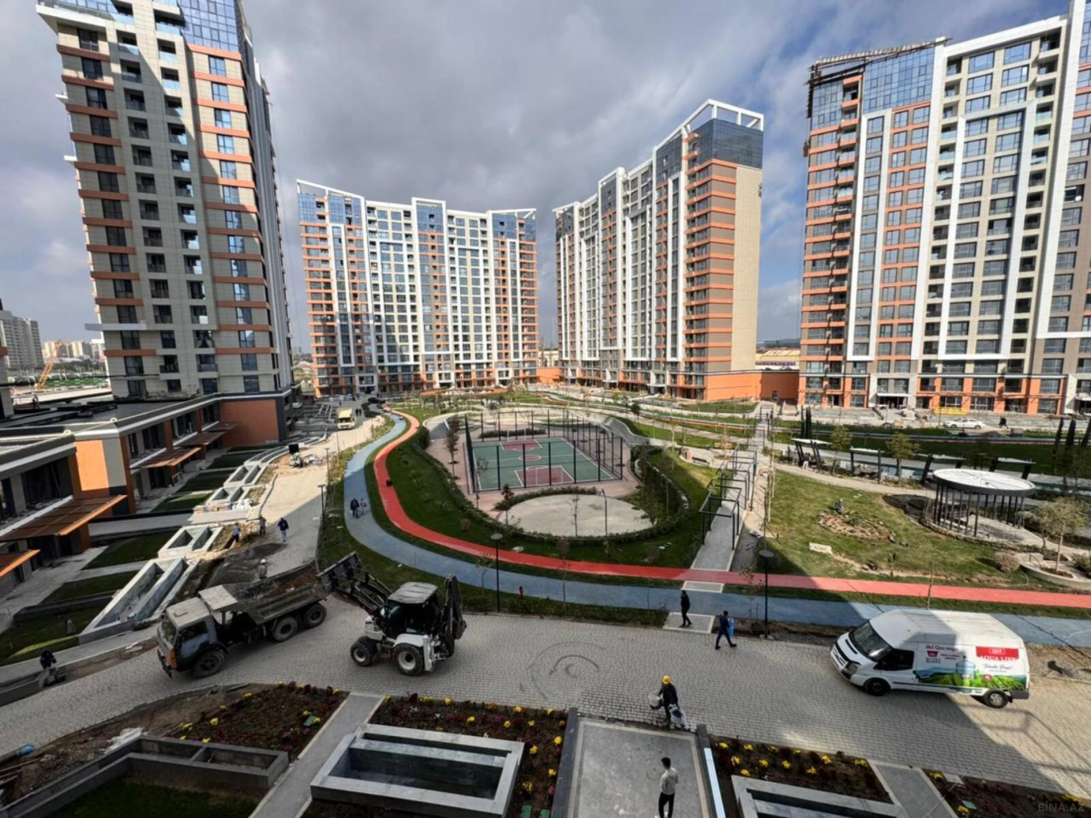 Satılır 2 otaqlı mənzil 58 m²