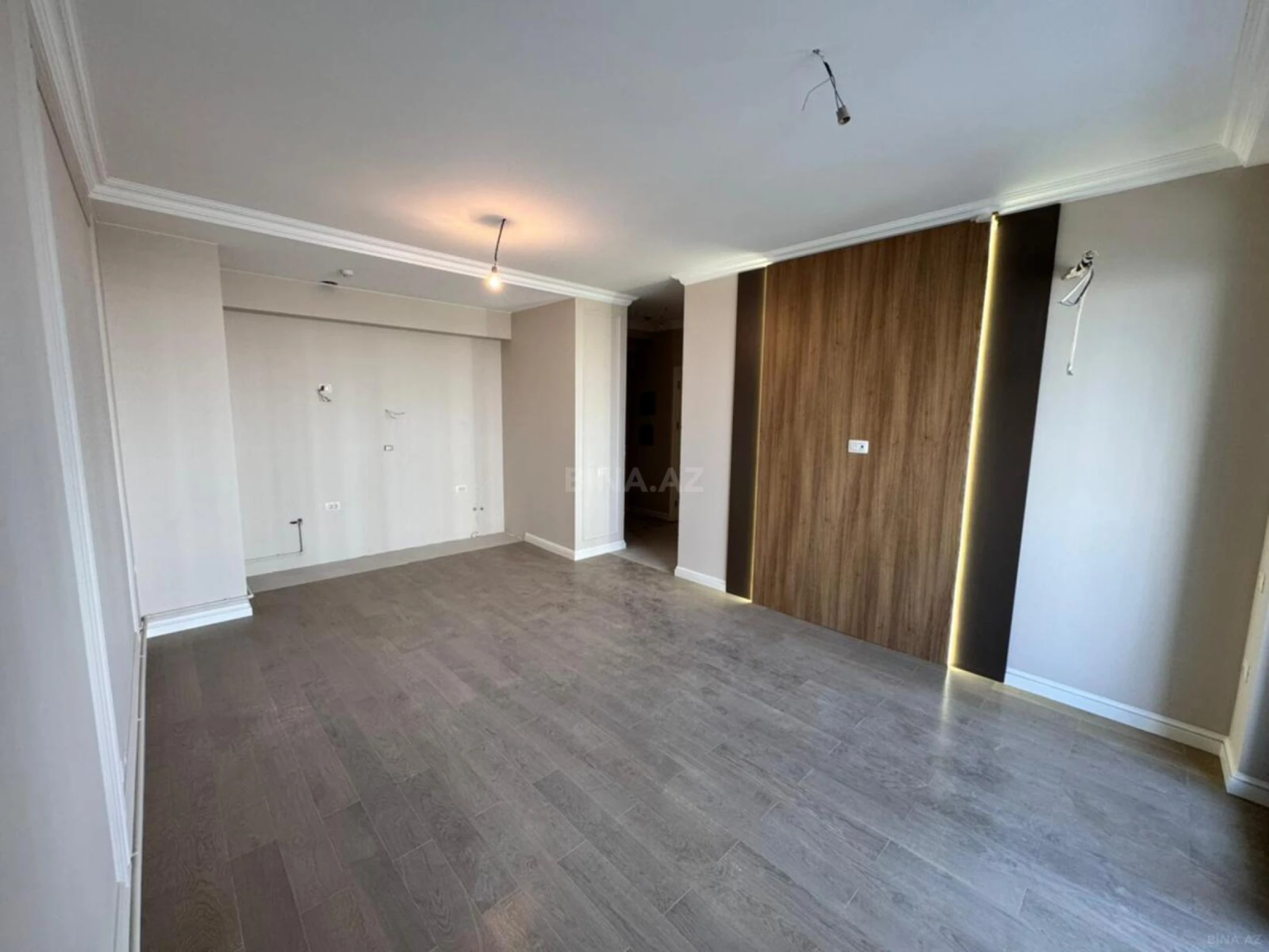 Satılır 2 otaqlı mənzil 58 m²