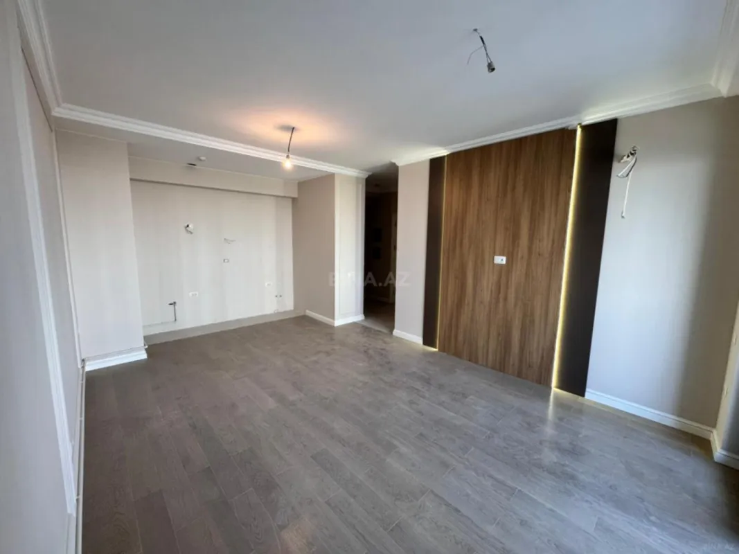 Satılır 2 otaqlı mənzil 58 m²