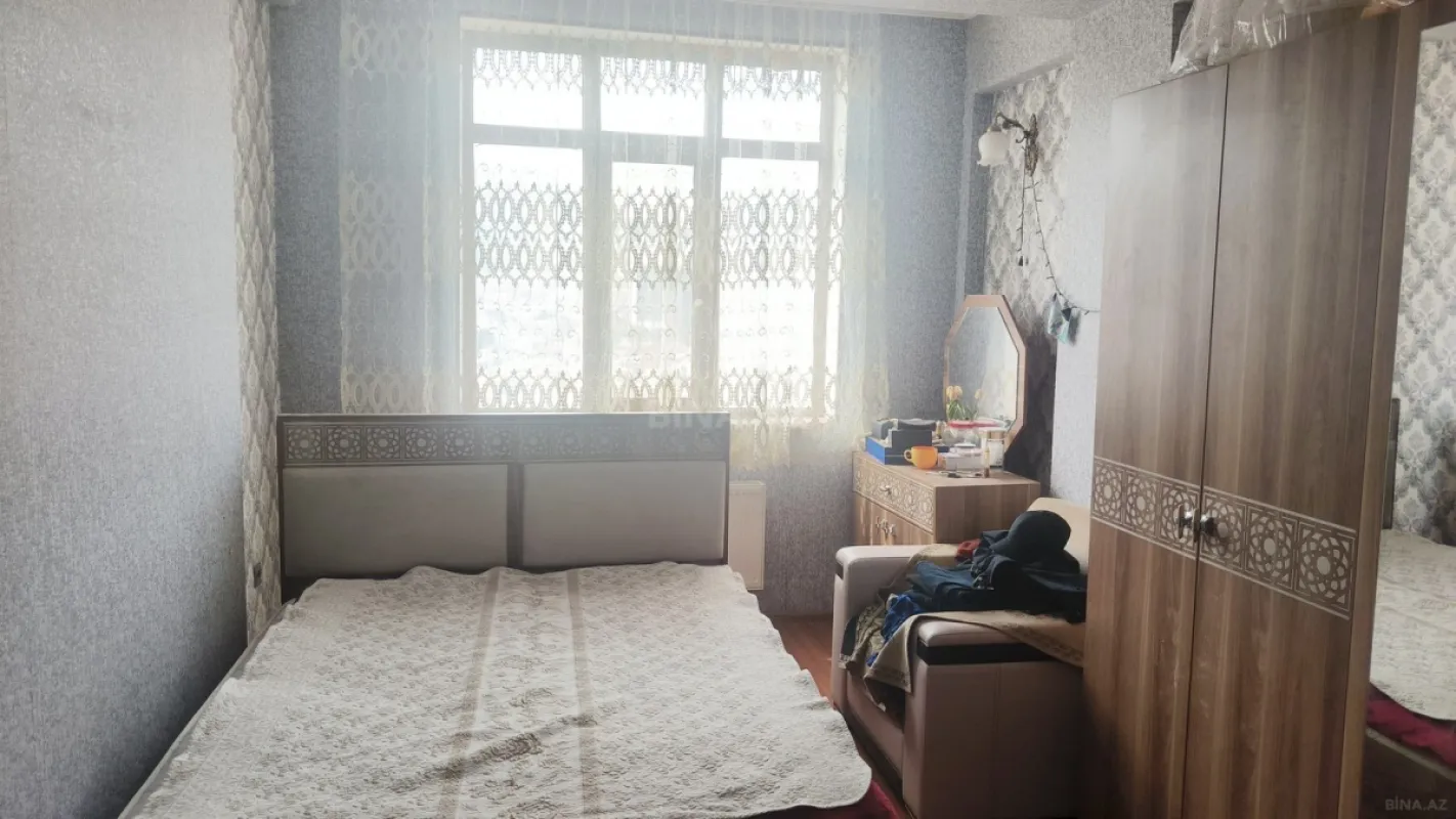 Satılır 3 otaqlı mənzil 86 m²
