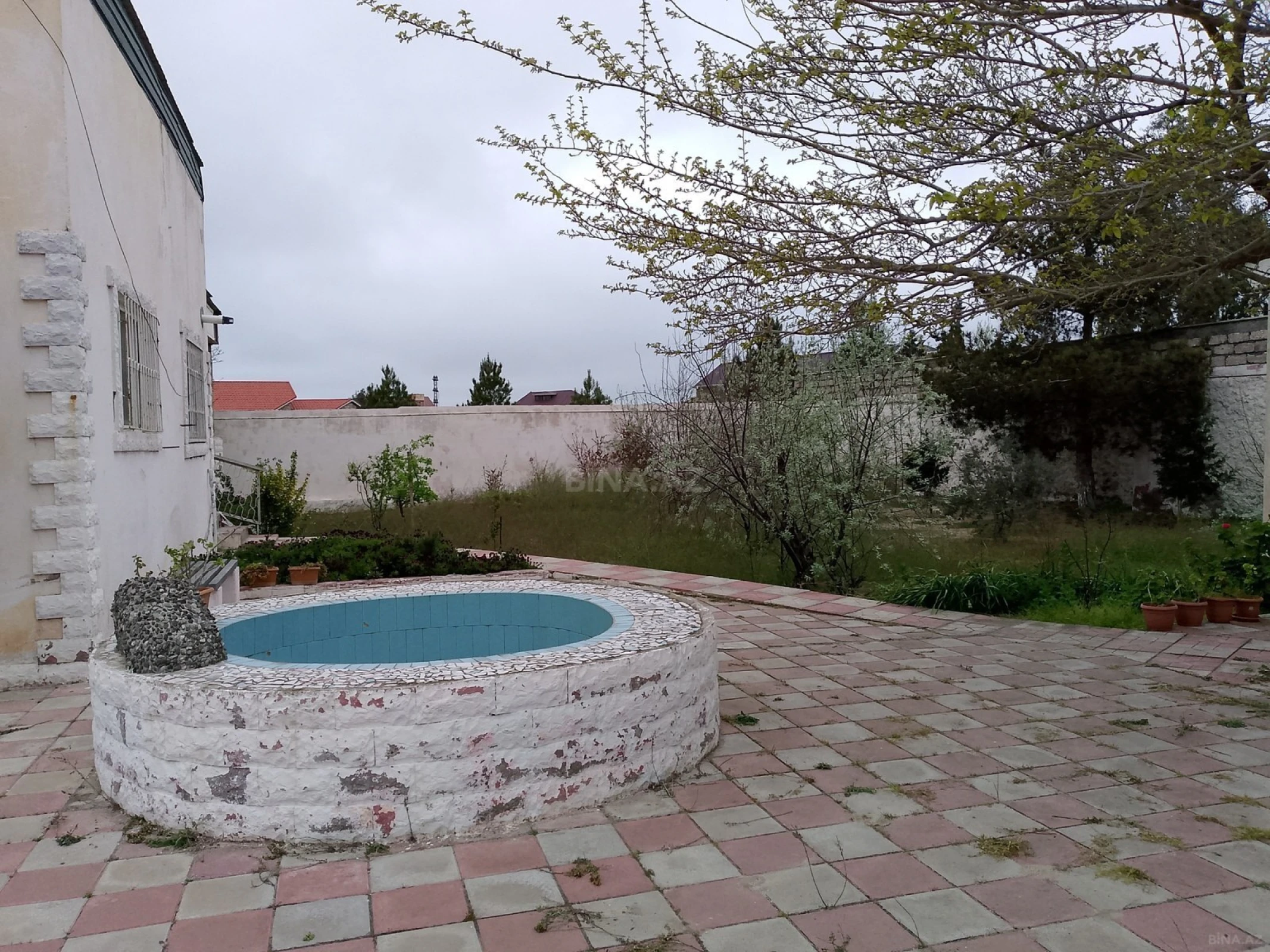 Satılır 4 otaqlı həyət evi 90 m²