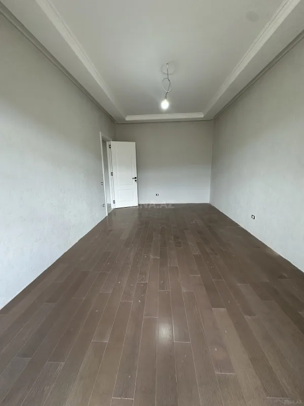Satılır 2 otaqlı mənzil 72.6 m²