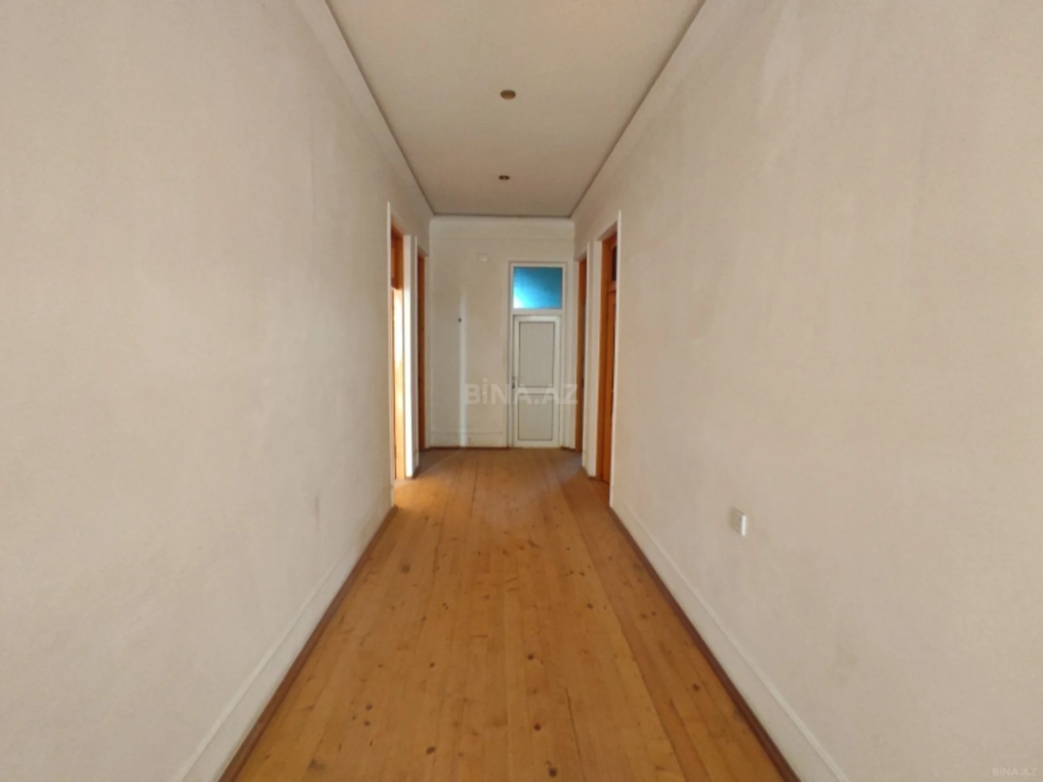 Satılır 4 otaqlı həyət evi 150 m²
