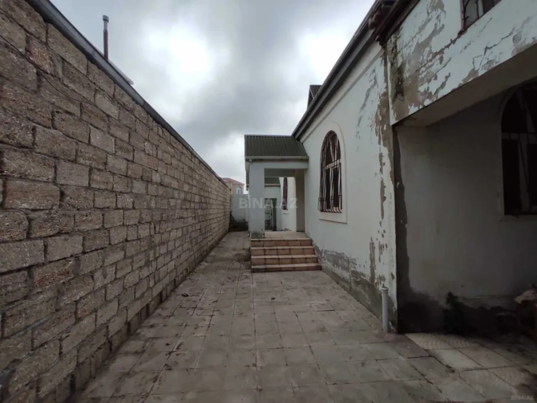 Satılır 4 otaqlı həyət evi 150 m²