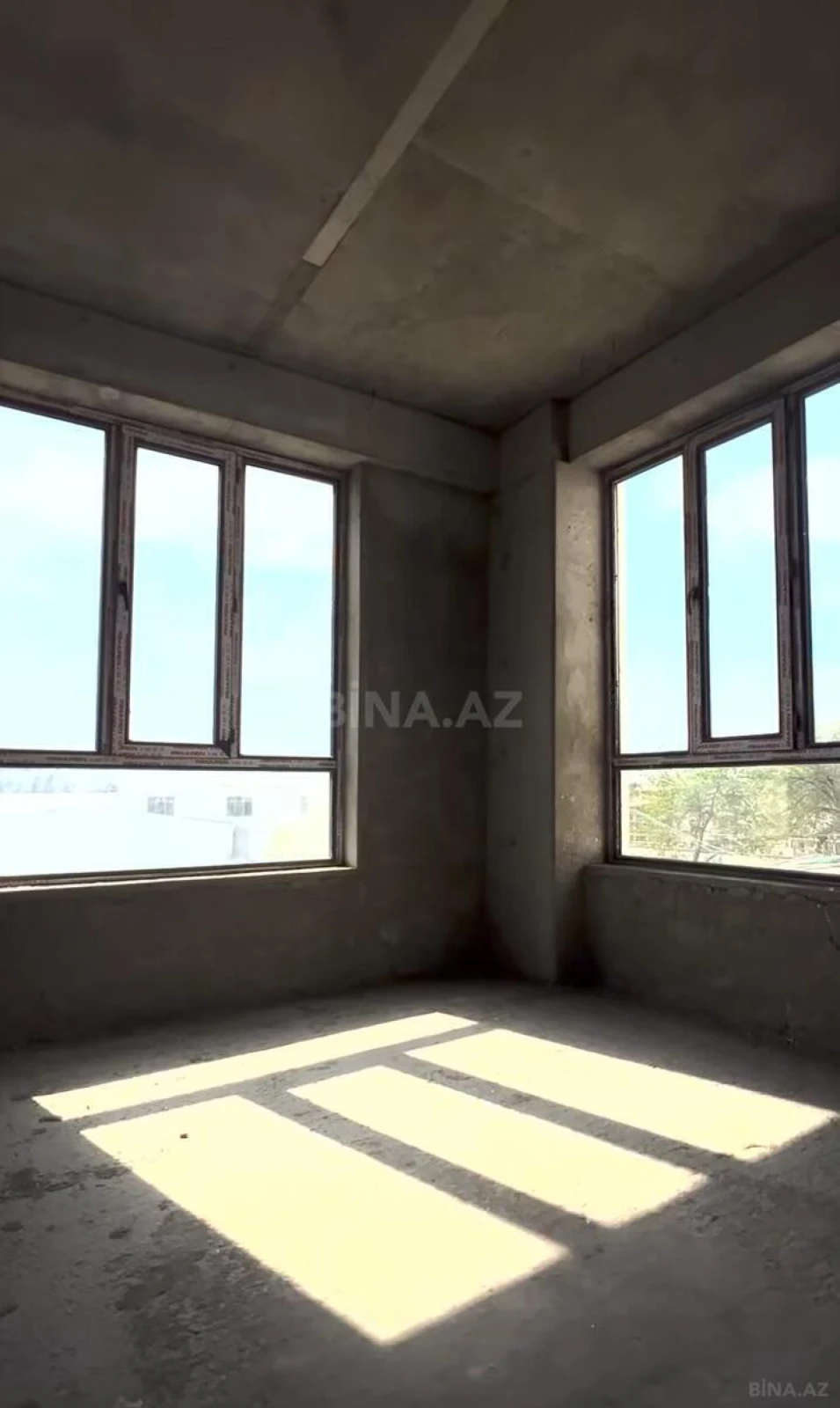 Satılır 3 otaqlı mənzil 87.6 m²