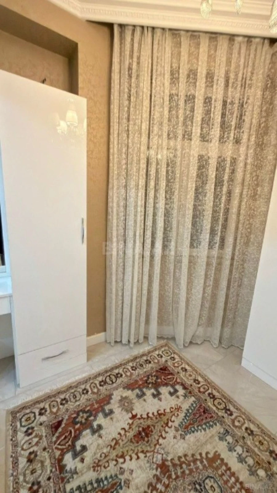 Satılır 2 otaqlı mənzil 80 m²
