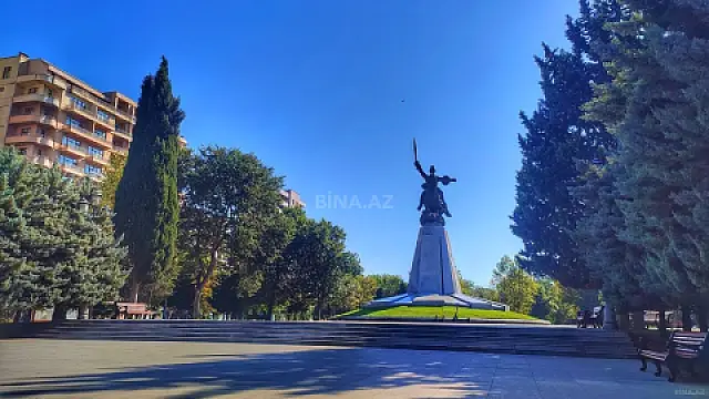 Satılır 2 otaqlı mənzil 80 m²