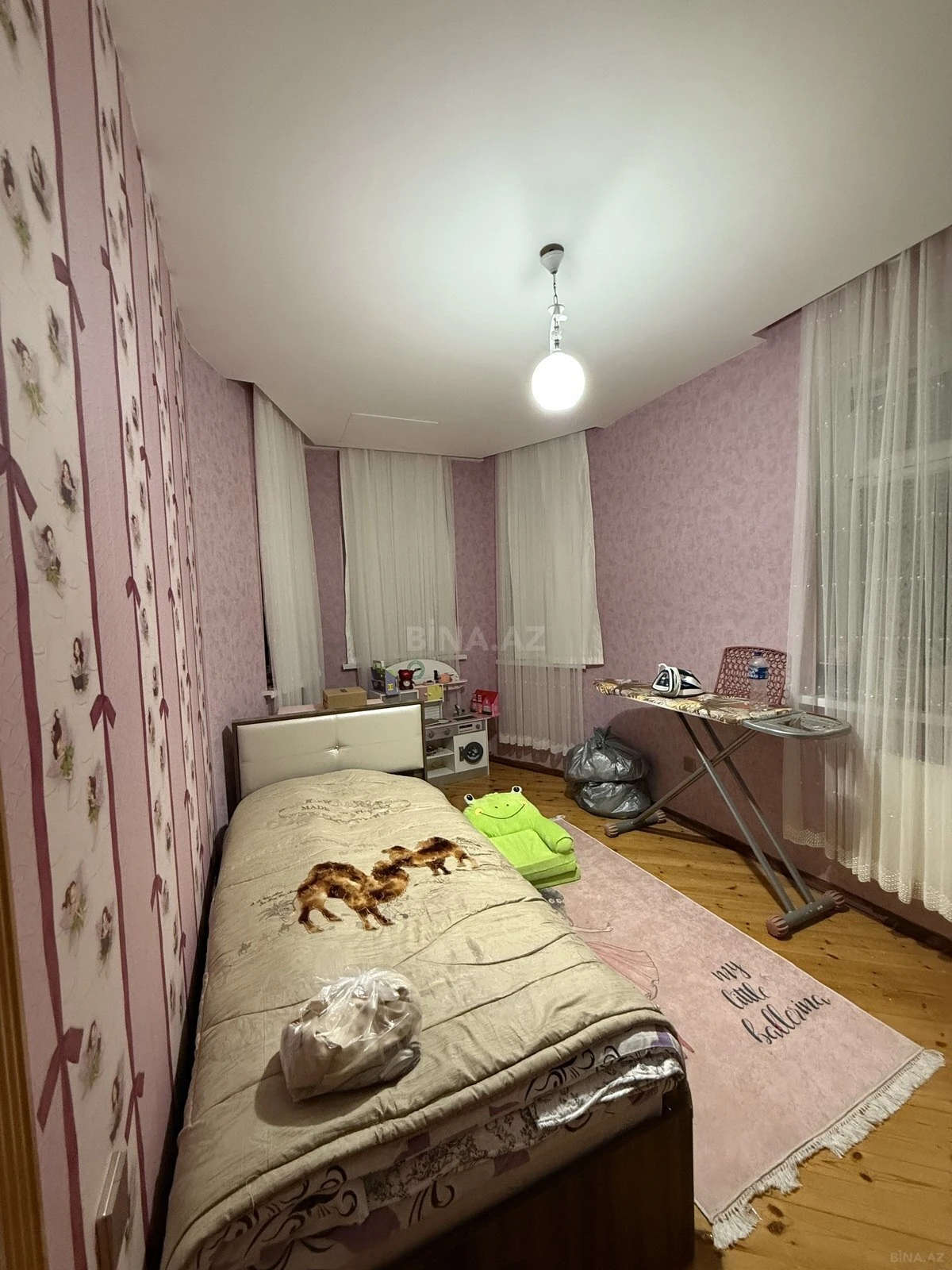 Satılır 5 otaqlı həyət evi 150 m²