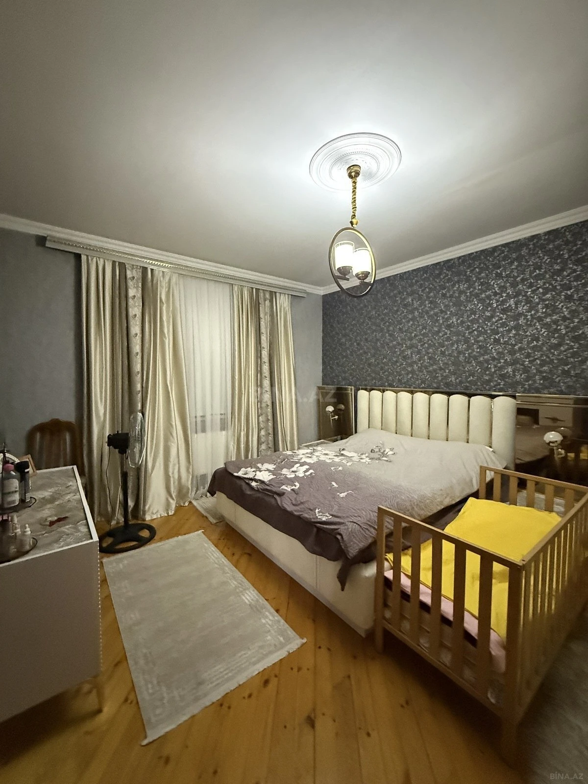 Satılır 5 otaqlı həyət evi 150 m²