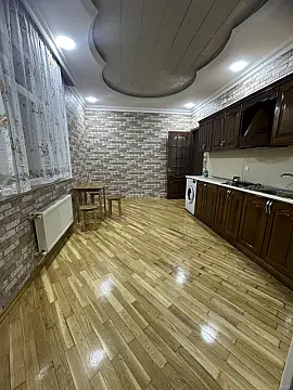 Kirayə verilir 2 otaqlı mənzil 88 m²