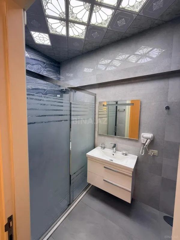 Kirayə verilir 2 otaqlı mənzil 100 m²