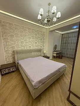 Kirayə verilir 2 otaqlı mənzil 100 m²