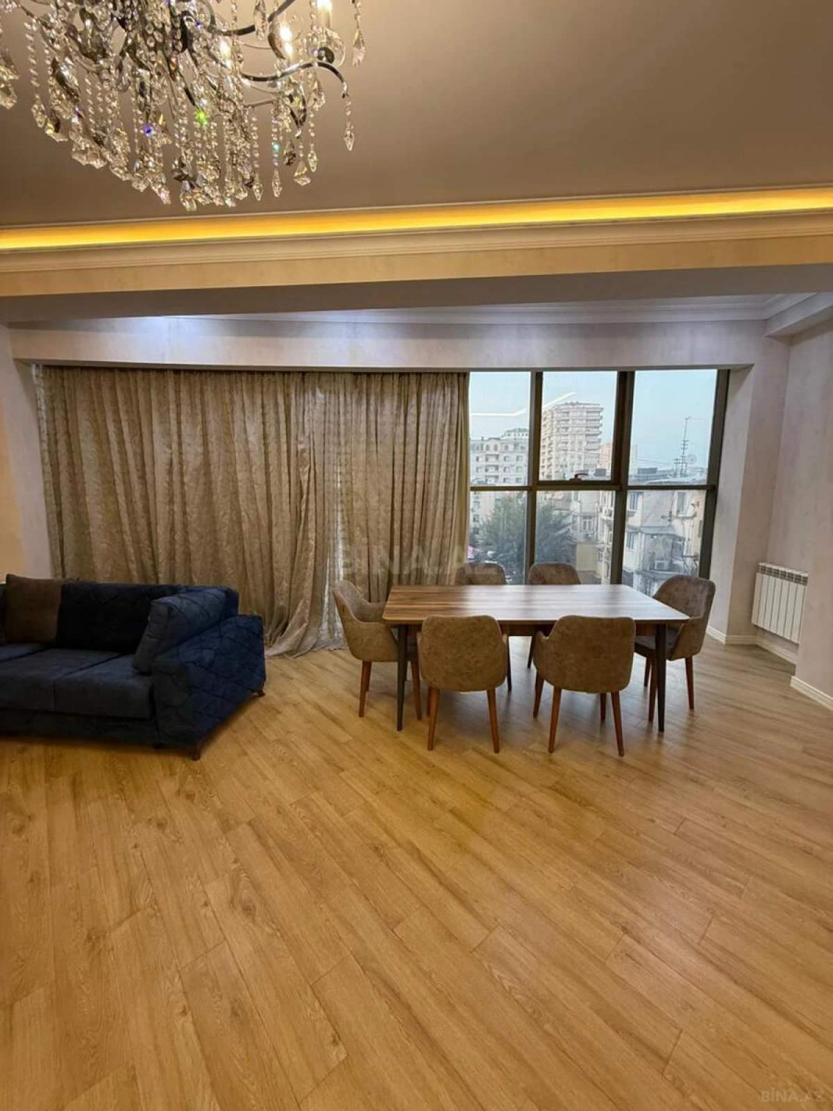 Kirayə verilir 2 otaqlı mənzil 100 m²