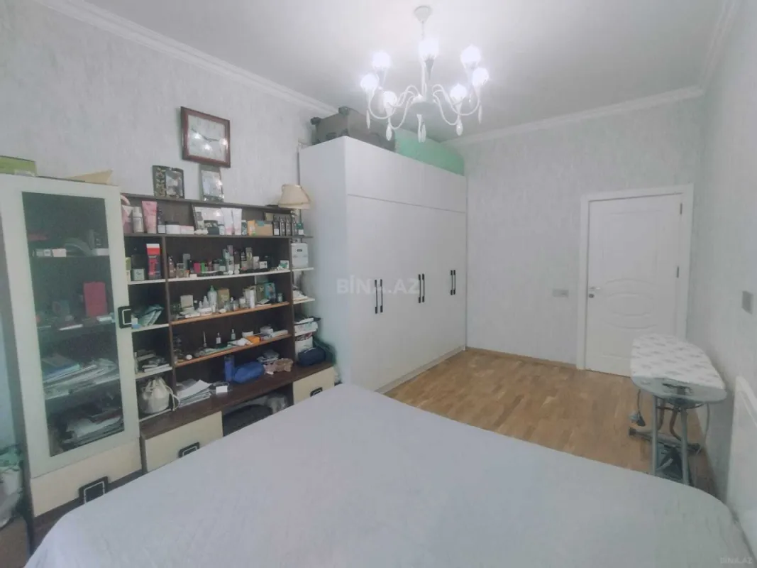 Satılır 3 otaqlı mənzil 105 m²