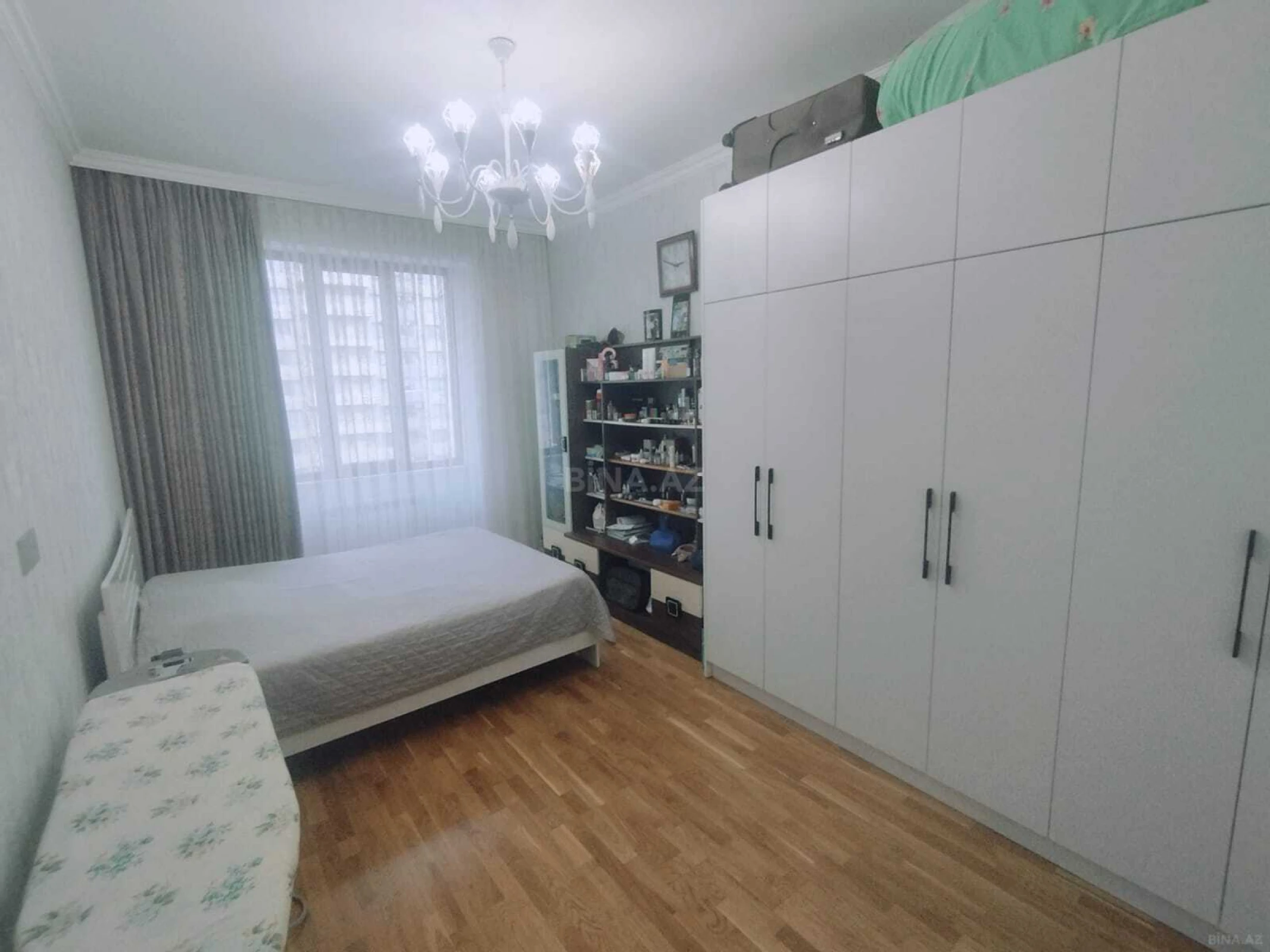 Satılır 3 otaqlı mənzil 105 m²