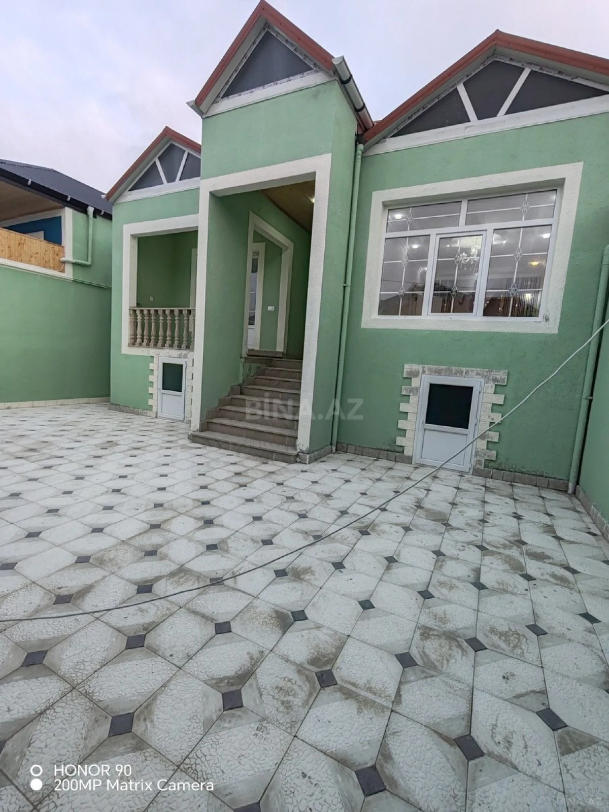 Satılır 3 otaqlı həyət evi 90 m²