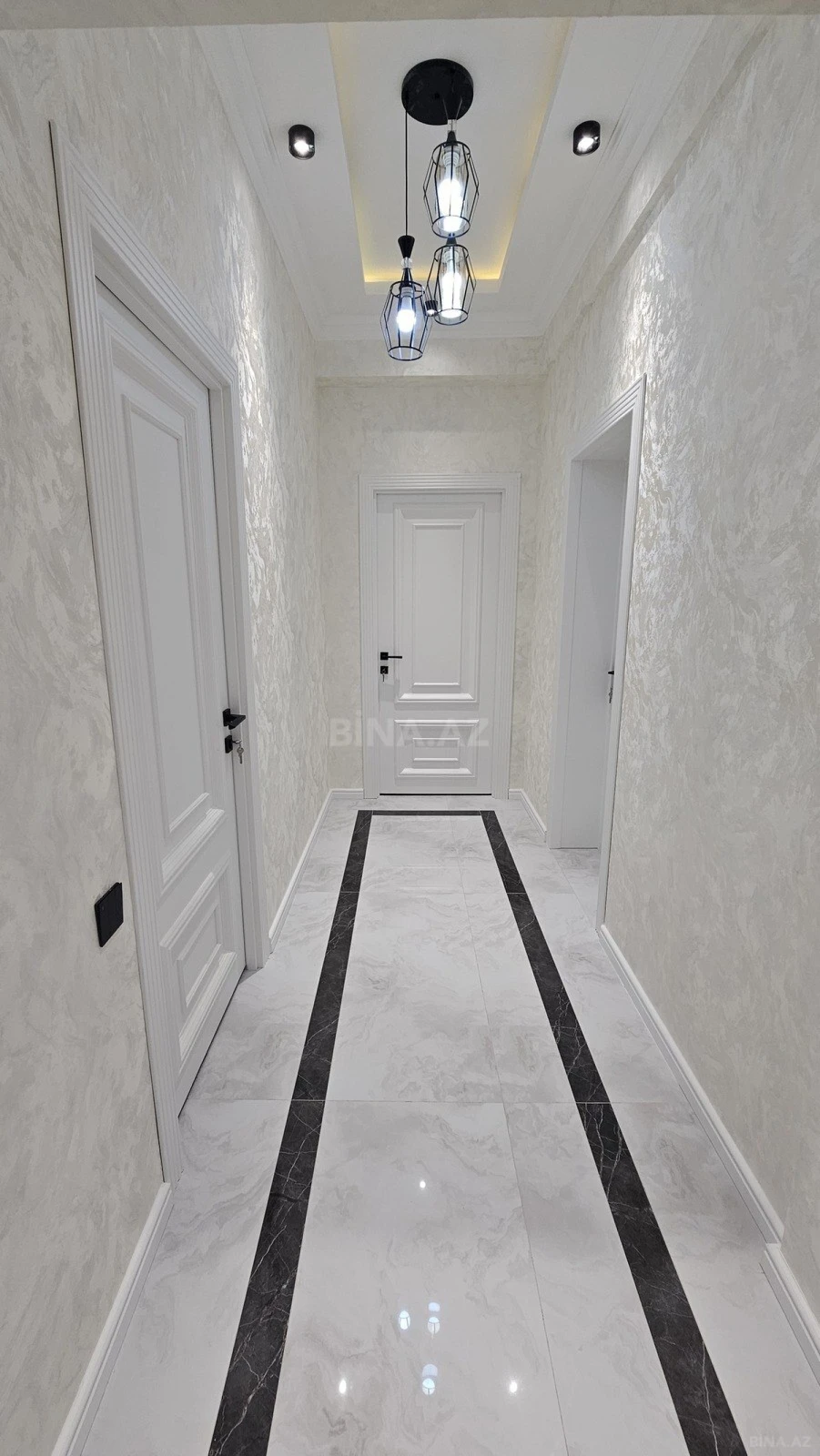 Satılır 3 otaqlı mənzil 110 m²
