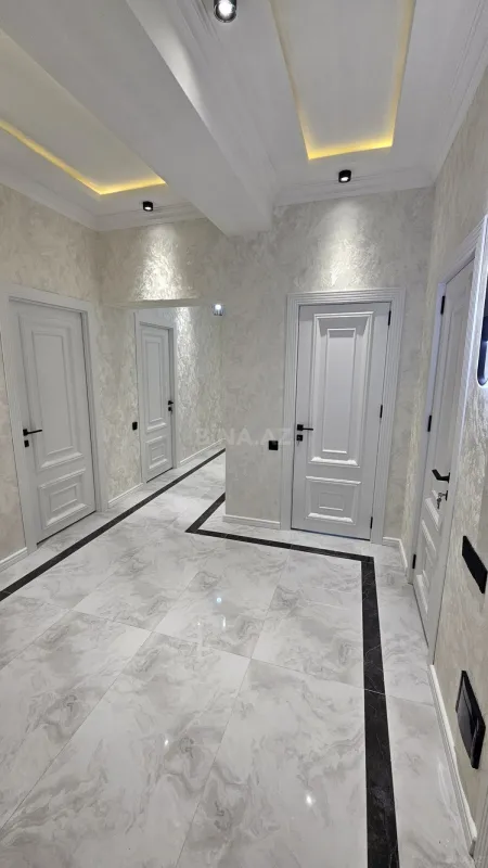 Satılır 3 otaqlı mənzil 110 m²