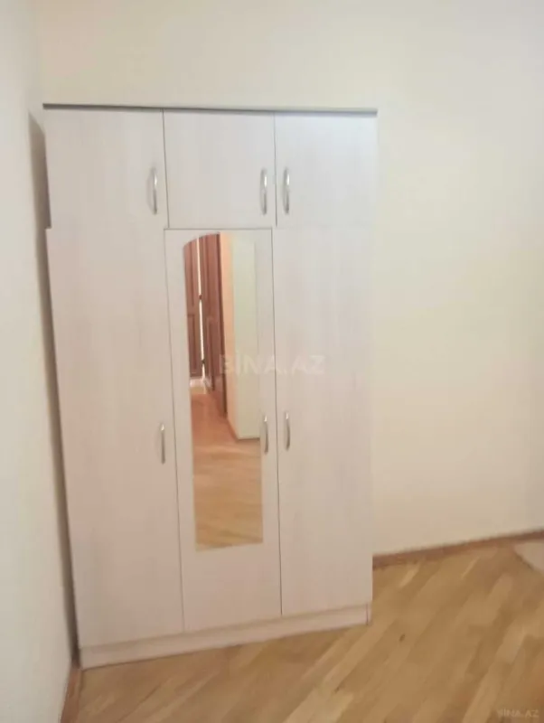 Kirayə verilir 2 otaqlı mənzil 100 m²