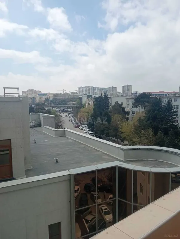 Kirayə verilir 2 otaqlı mənzil 100 m²