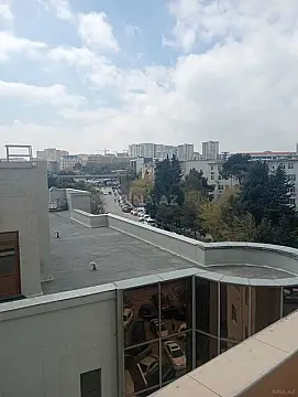 Kirayə verilir 2 otaqlı mənzil 100 m²