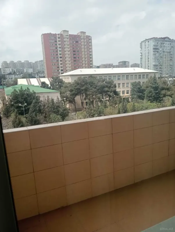 Kirayə verilir 2 otaqlı mənzil 100 m²