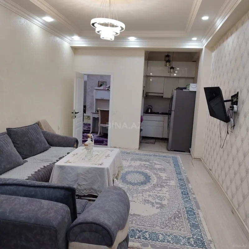 Satılır 2 otaqlı mənzil 65 m²