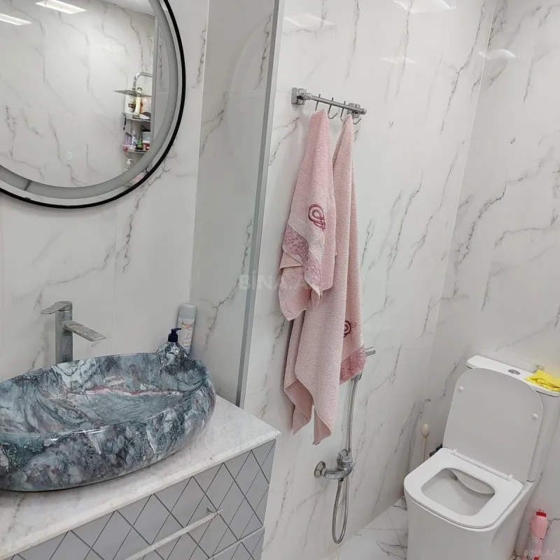 Satılır 2 otaqlı mənzil 65 m²