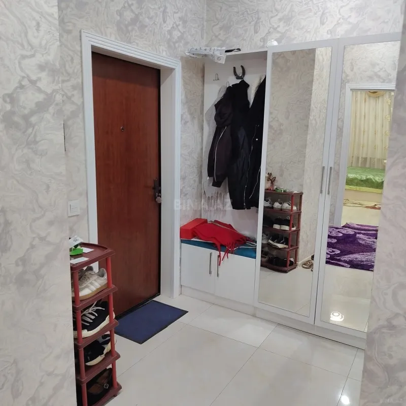 Satılır 2 otaqlı mənzil 65 m²