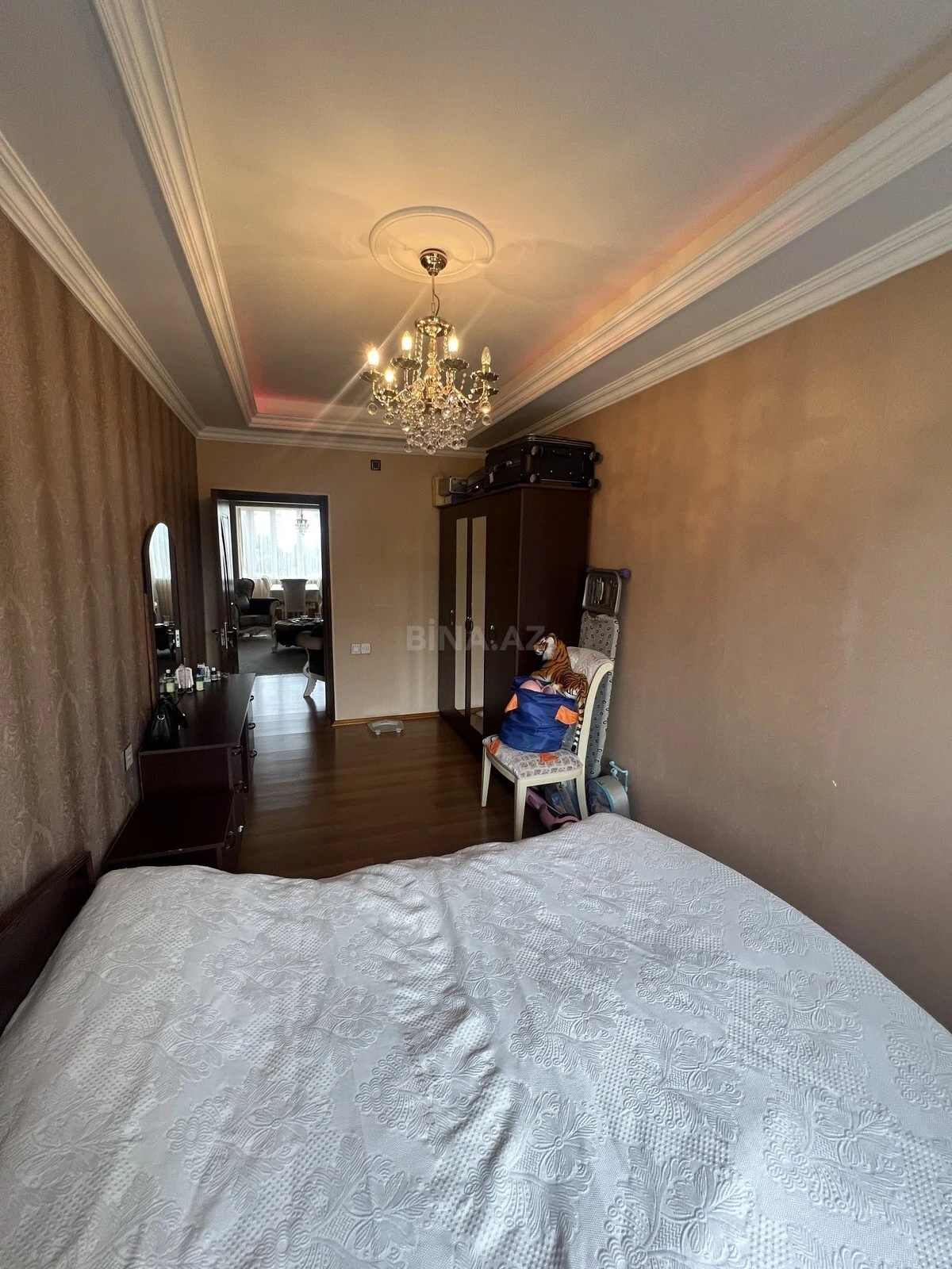 Satılır 3 otaqlı mənzil 87 m²