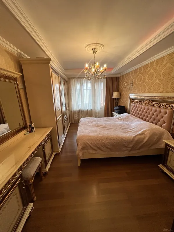 Satılır 3 otaqlı mənzil 87 m²