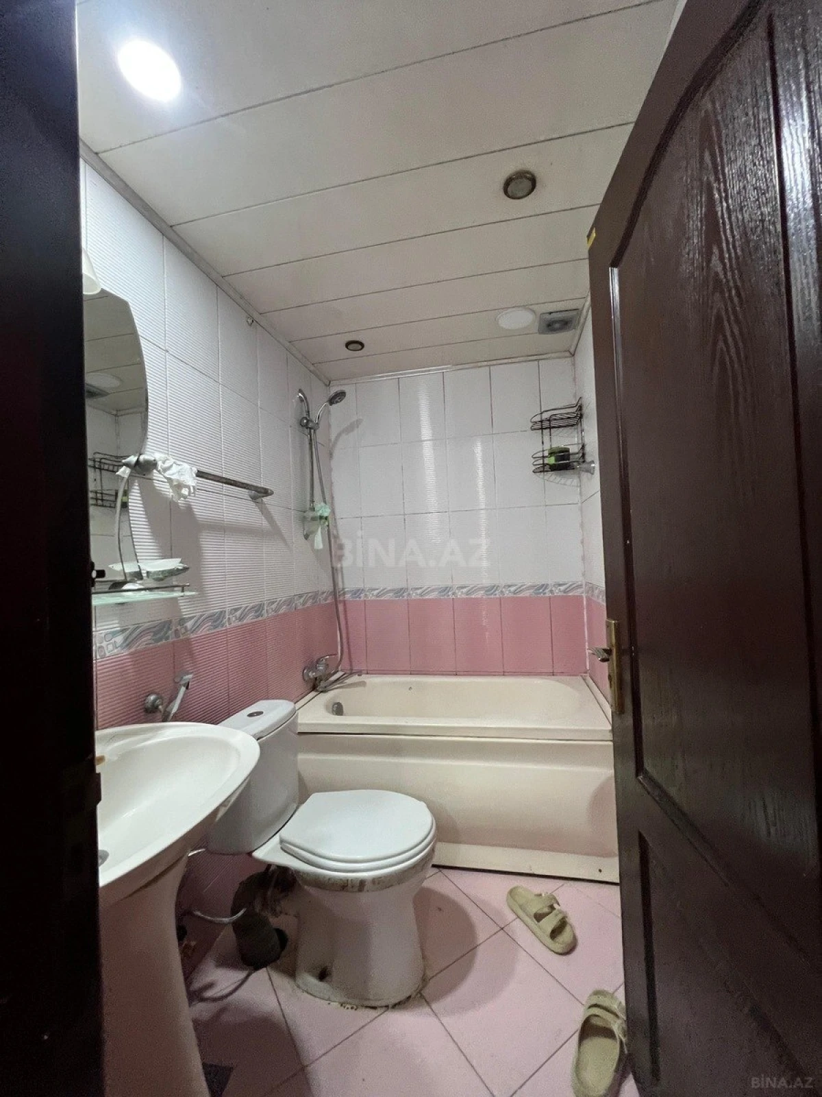 Satılır 3 otaqlı mənzil 87 m²