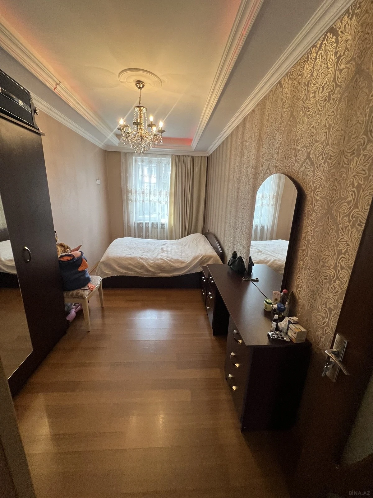 Satılır 3 otaqlı mənzil 87 m²