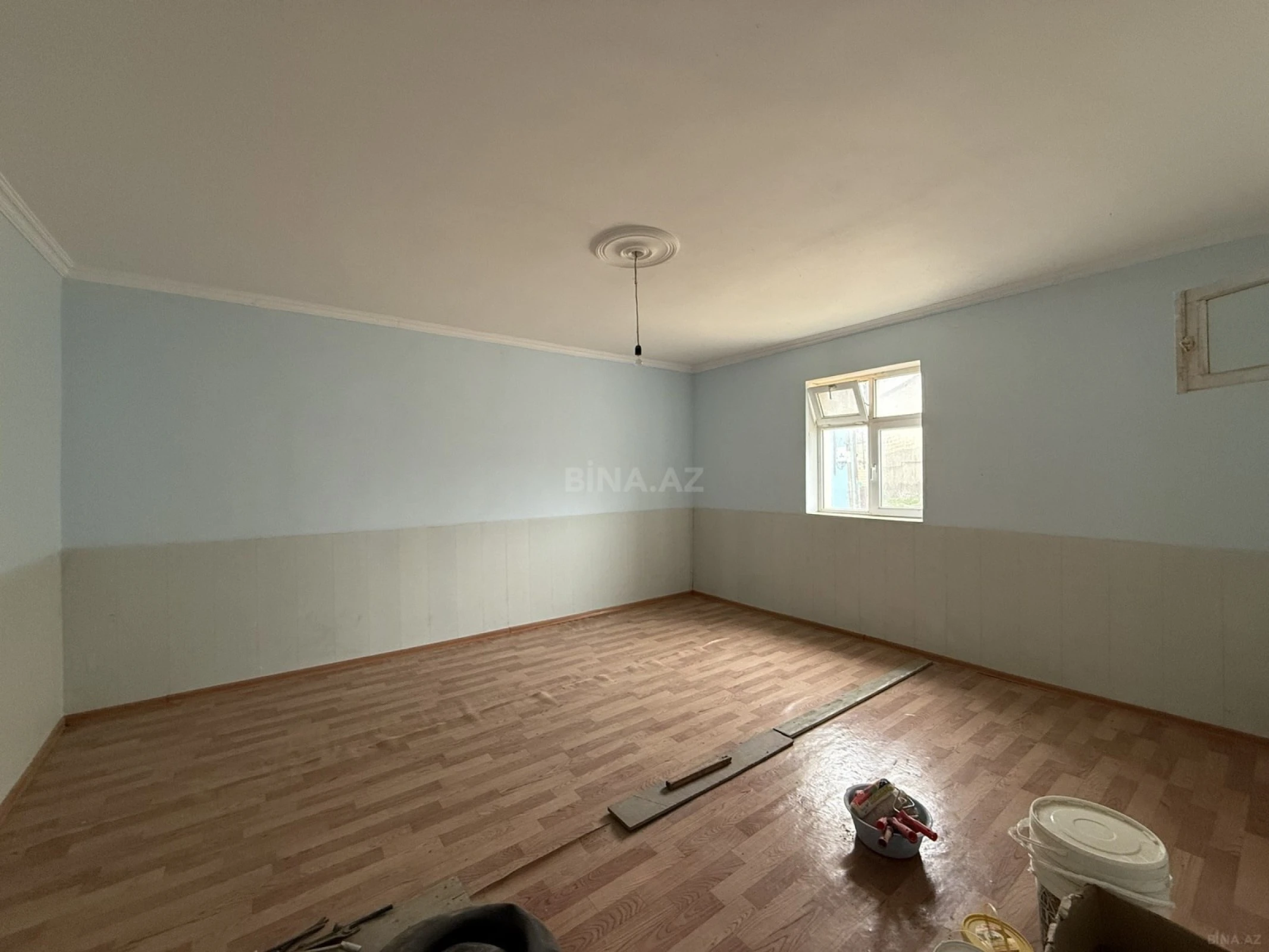 Satılır 7 otaqlı həyət evi 250 m²