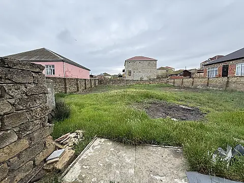 Satılır 7 otaqlı həyət evi 250 m²