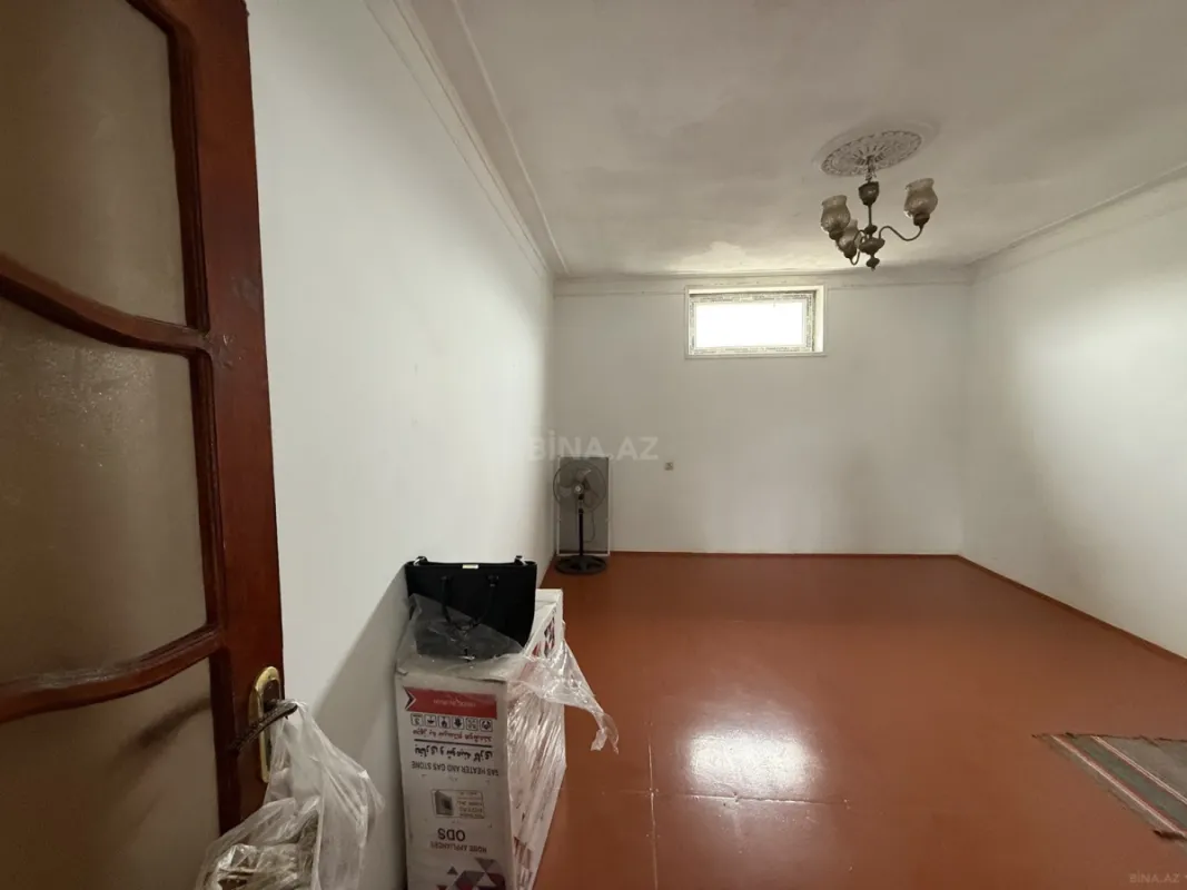Satılır 7 otaqlı həyət evi 250 m²