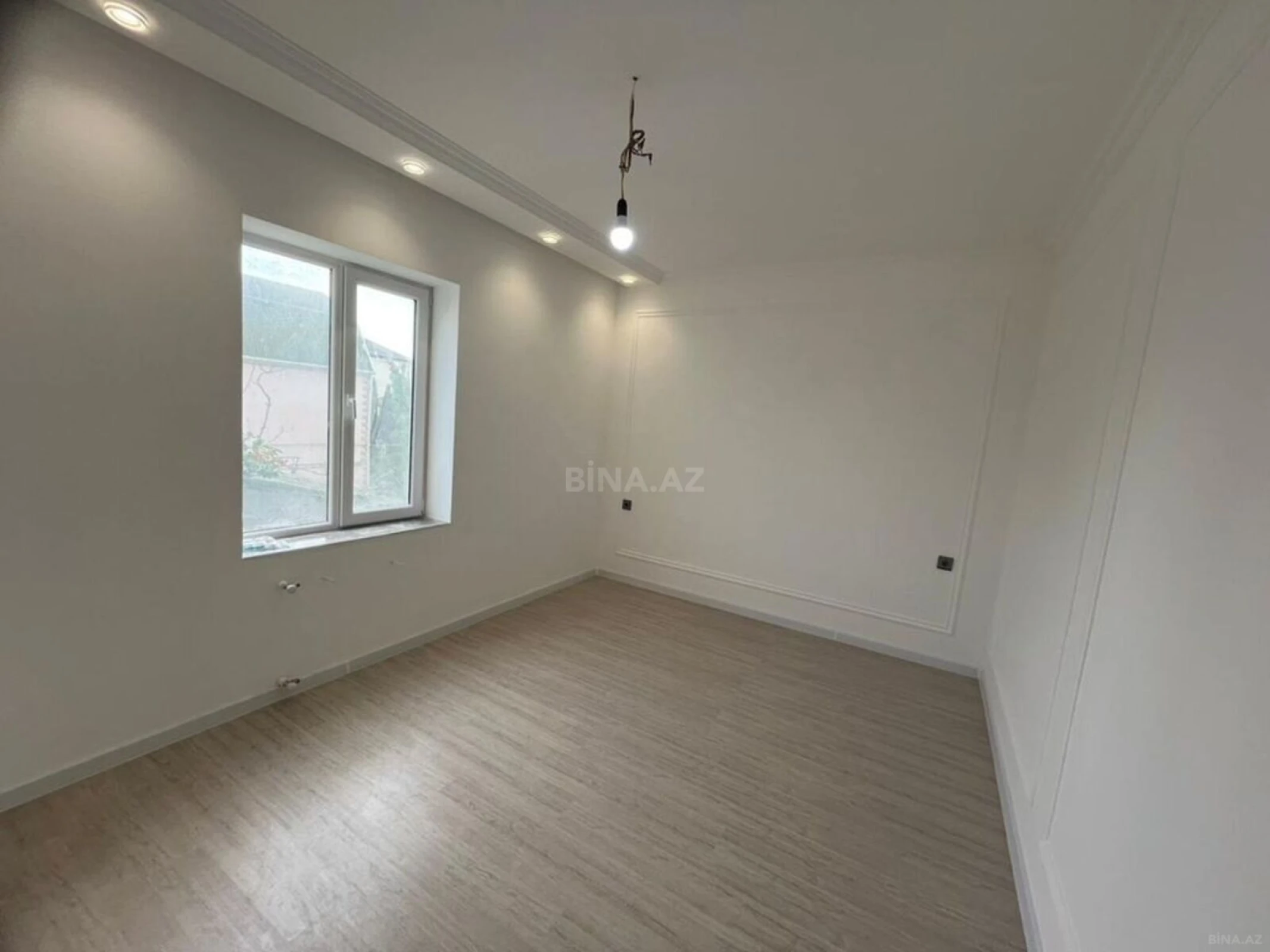 Satılır 4 otaqlı həyət evi 150 m²