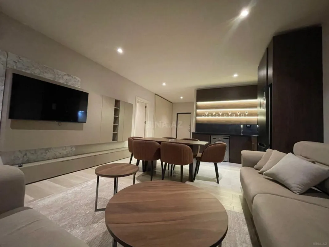 Kirayə verilir 2 otaqlı mənzil 96 m²